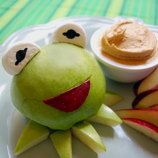 DIY gezonde traktatie met appel kermit de kikker